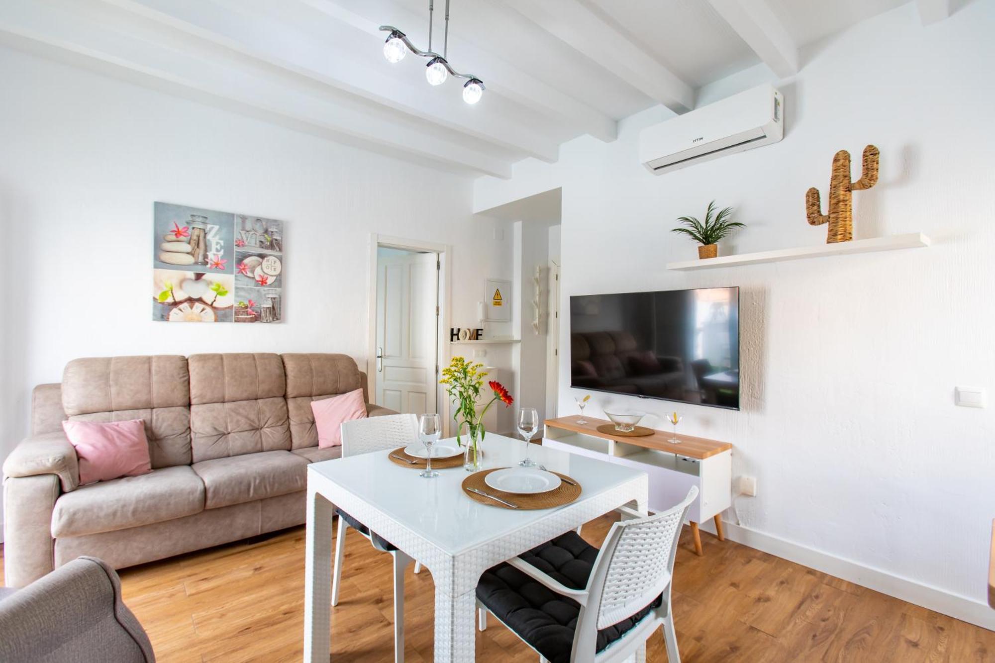 Boutique Rooms Playa Burriana Nerja Exterior photo